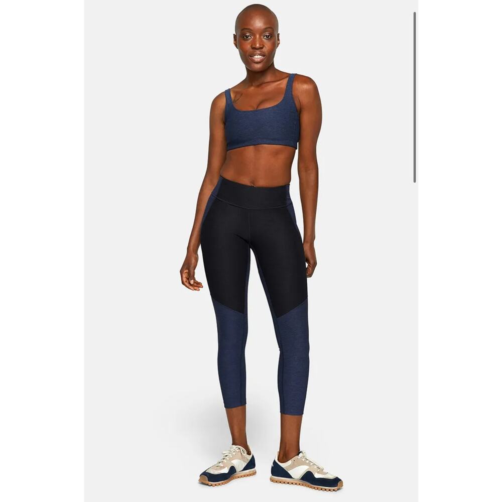 Outdoor Voices Warmup 3/4 Legging in All Gray Waistband Back Pocket‎ Size XL
